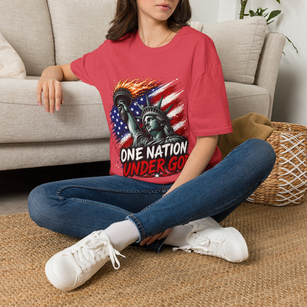 United We Stand Statue of Liberty T-Shirt | Patriotic American Tee