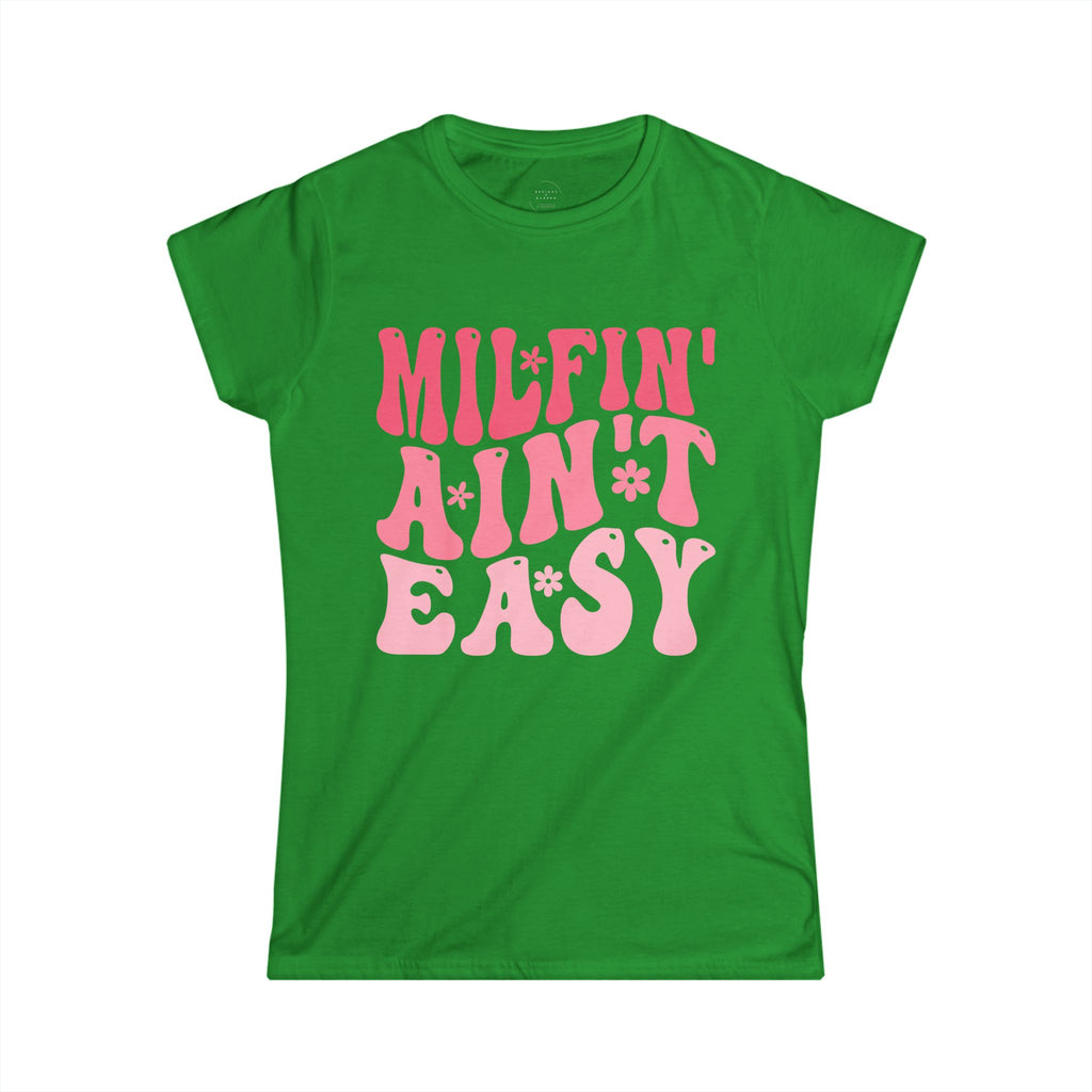 designsXdarren Retro Groovy Motherhood Women’s T-Shirt - 70s Style Mama Graphic Tee - Bella+Canvas 6004