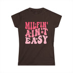 designsXdarren Retro Groovy Motherhood Women’s T-Shirt - 70s Style Mama Graphic Tee - Bella+Canvas 6004
