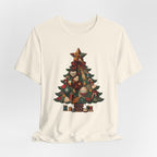 Patchwork Christmas Tree T-Shirt, Vintage Folk Art Quilted Holiday Tee for Quilters, Sewing Lovers & Crafters, Unisex Xmas Shirt