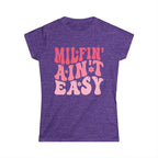 designsXdarren Retro Groovy Motherhood Women’s T-Shirt - 70s Style Mama Graphic Tee - Bella+Canvas 6004